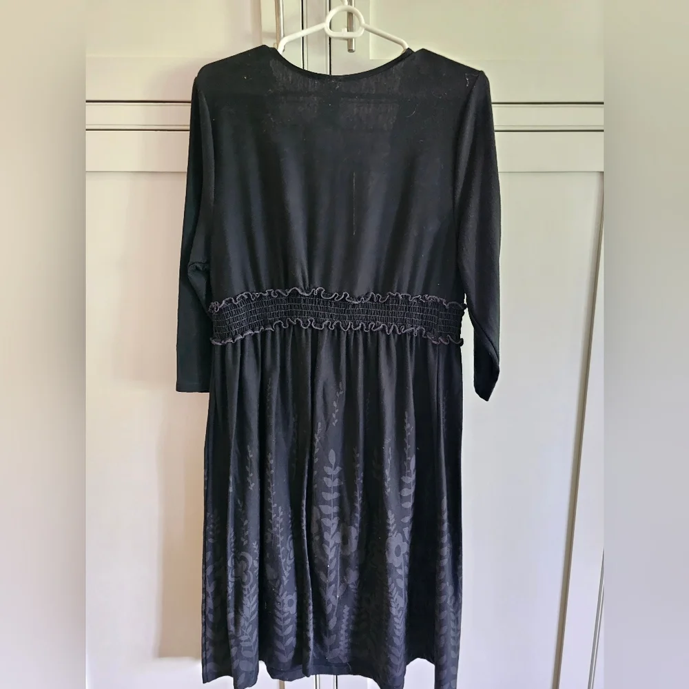 Dress - Picture 2 of 5